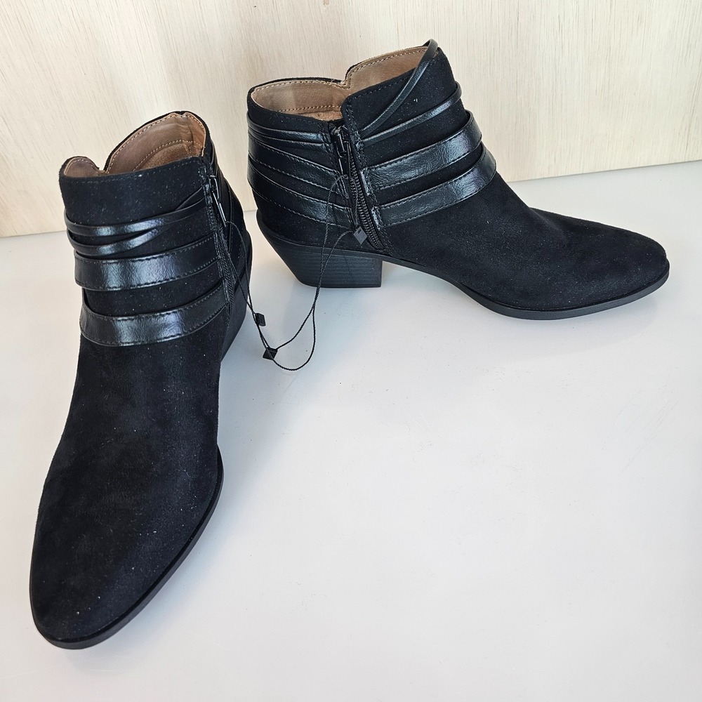 Lifestride Paloma Booties Faux Suede Black Boots Leather Straps. Size 8.5 New